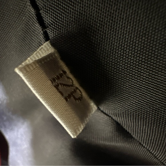 Doncaster Gray Blazer Tailored Collarless Design - Picture 7 of 9